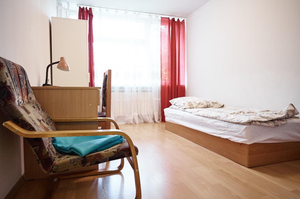 Top Floor Hostel Варшава Экстерьер фото